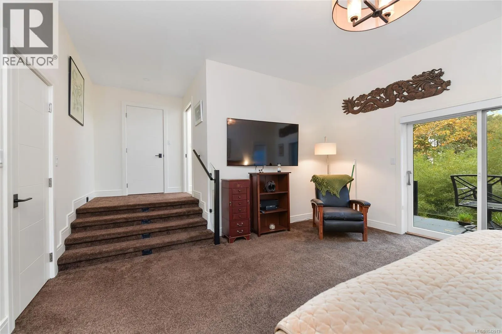 851 Sayward Rd