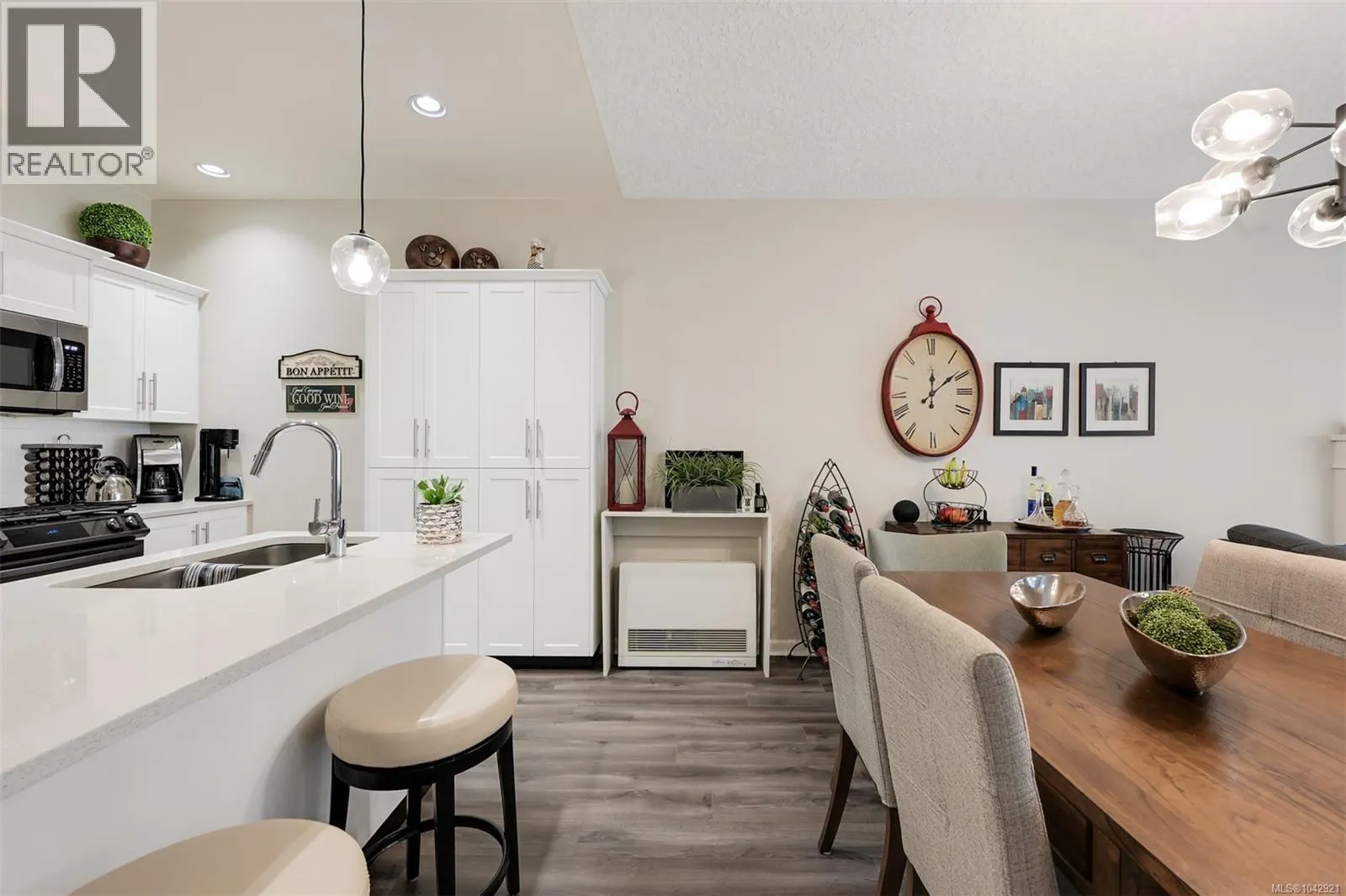 2316 Magnolia Lane