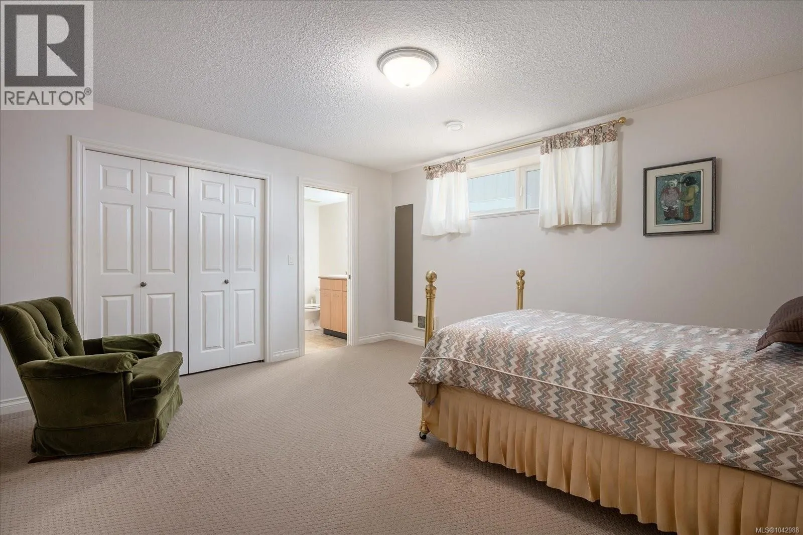 3709 Glen Oaks Dr