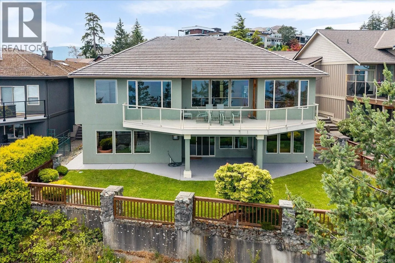 3709 Glen Oaks Dr