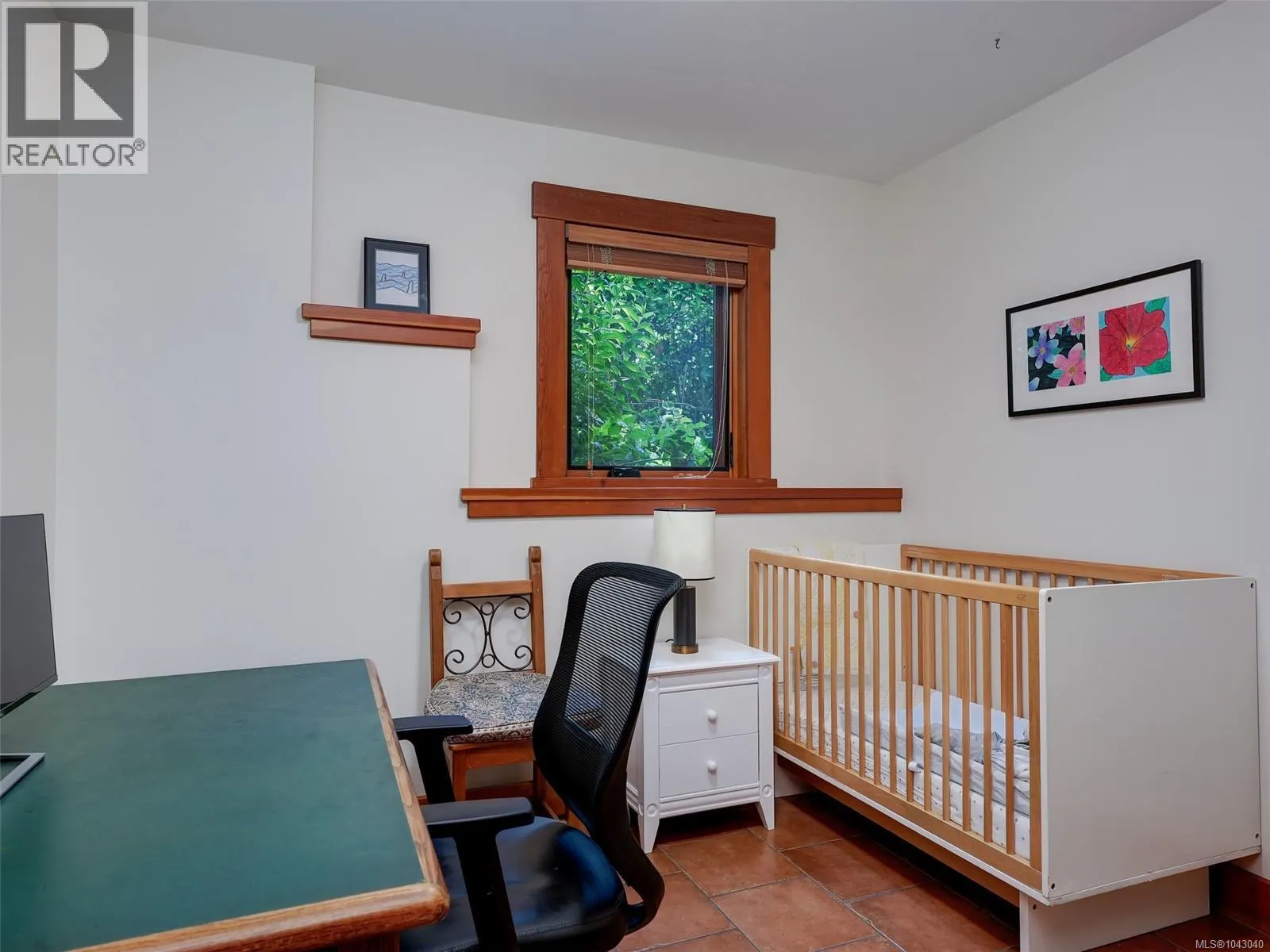 1043 St. Patrick St