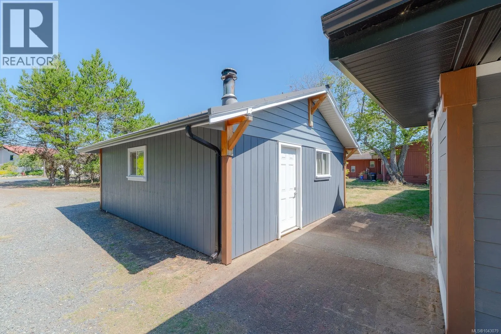 5492 Deep Bay Dr