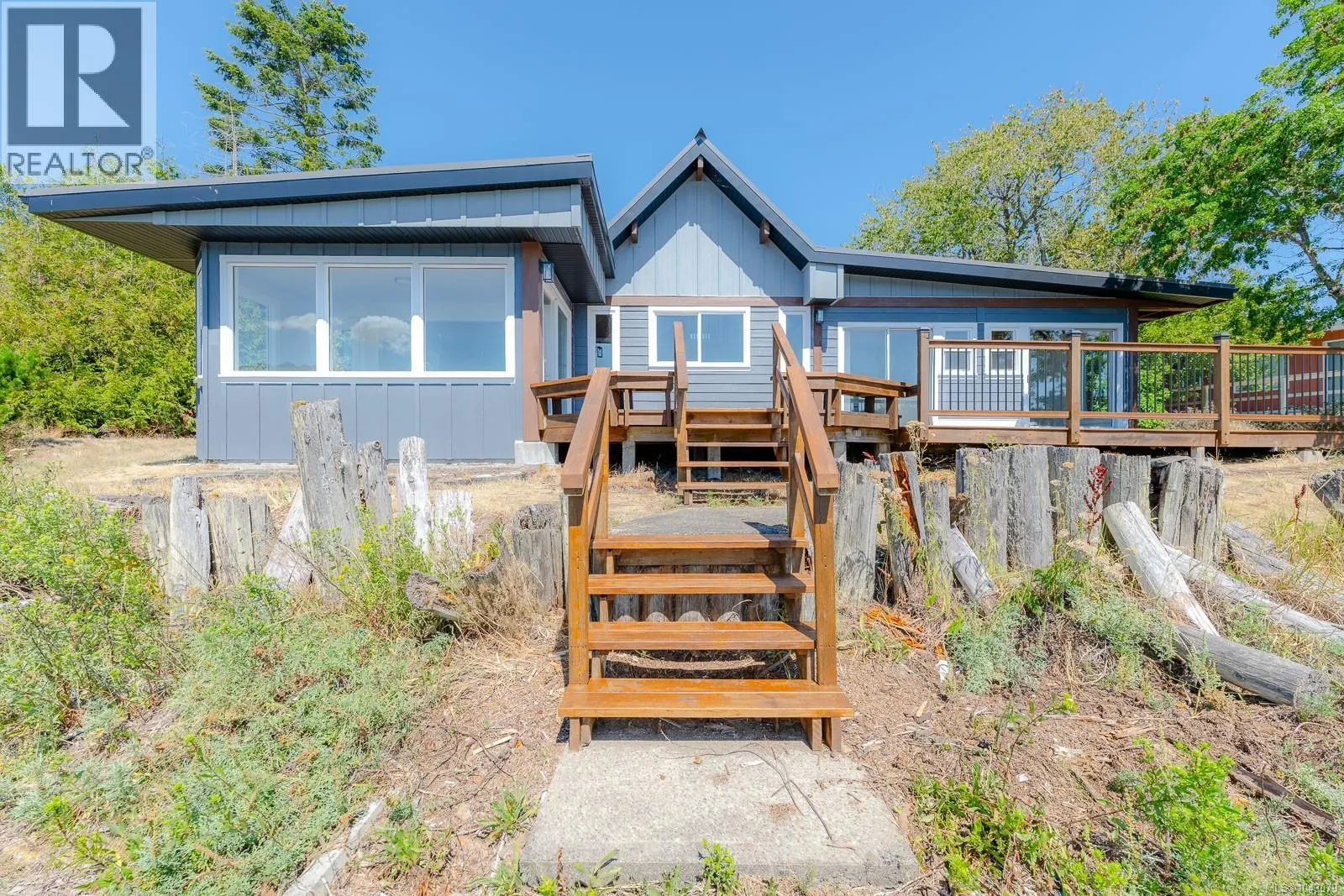 5492 Deep Bay Dr