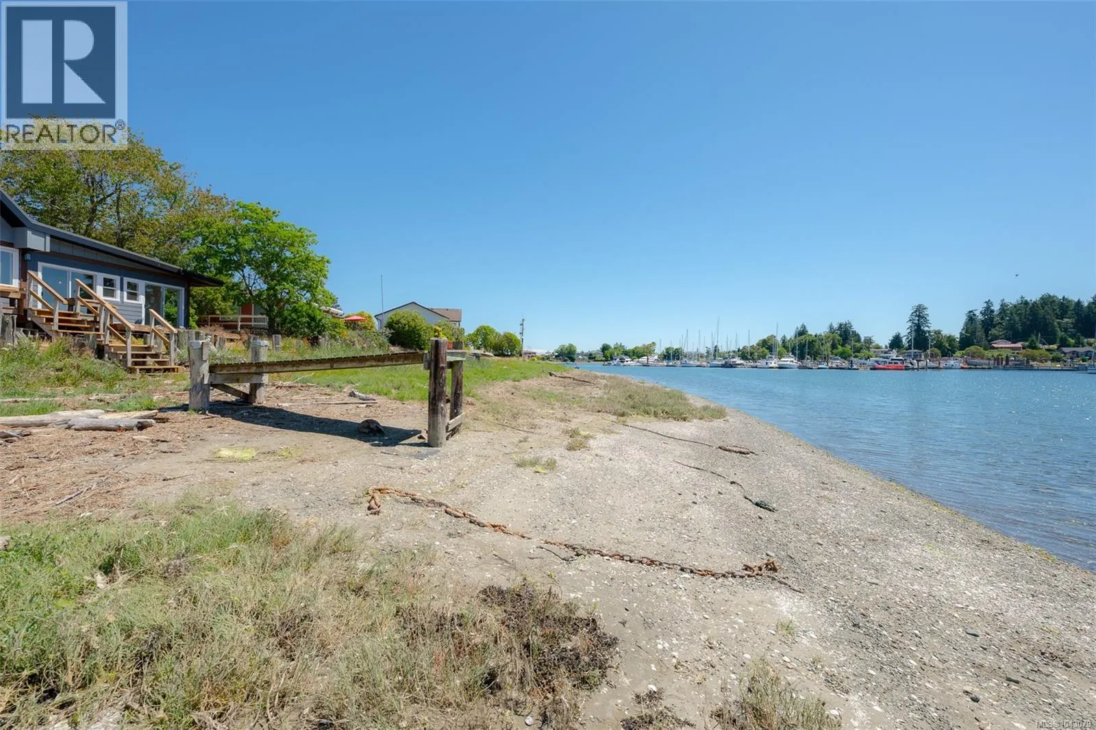 5492 Deep Bay Dr