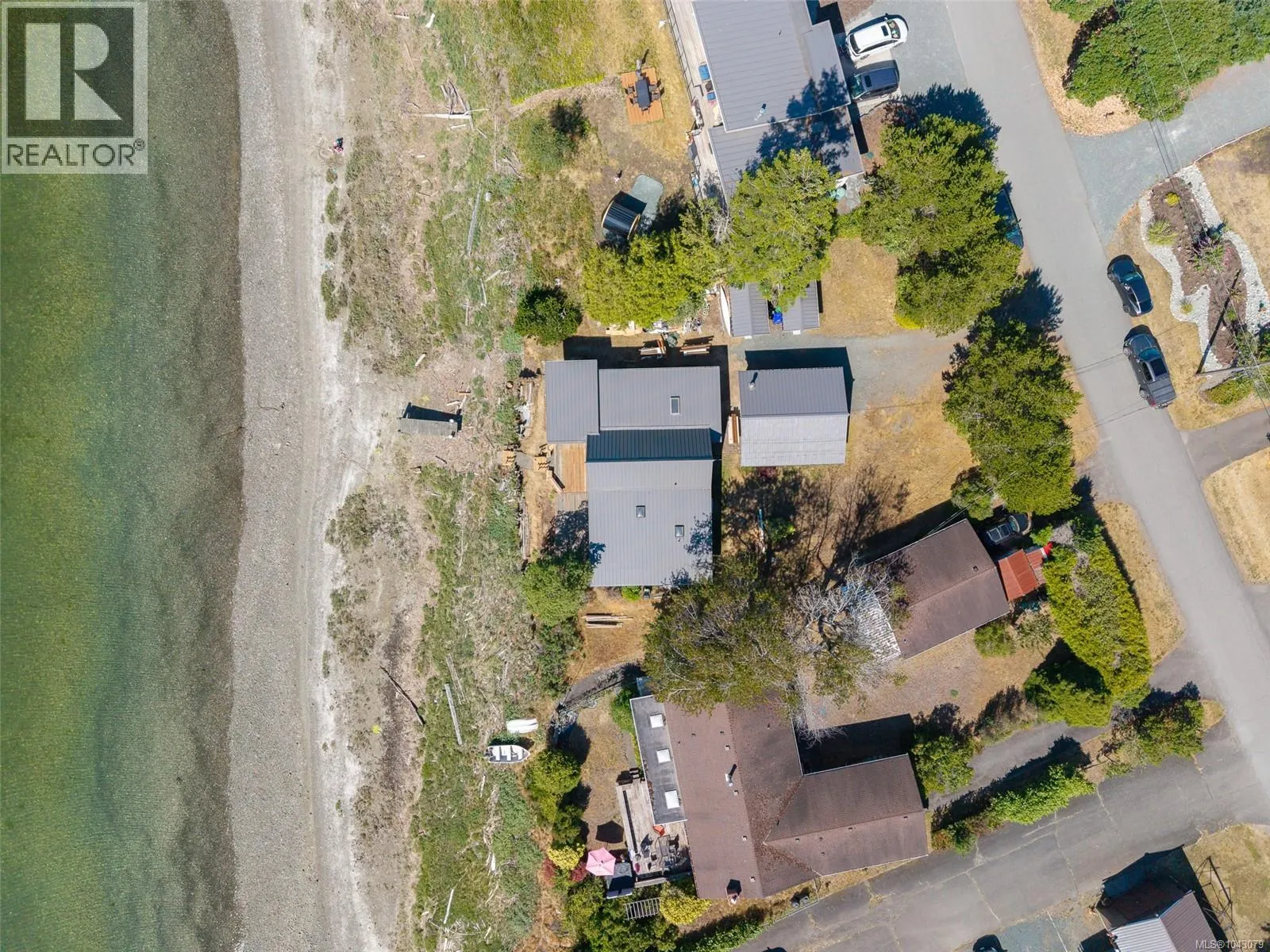 5492 Deep Bay Dr