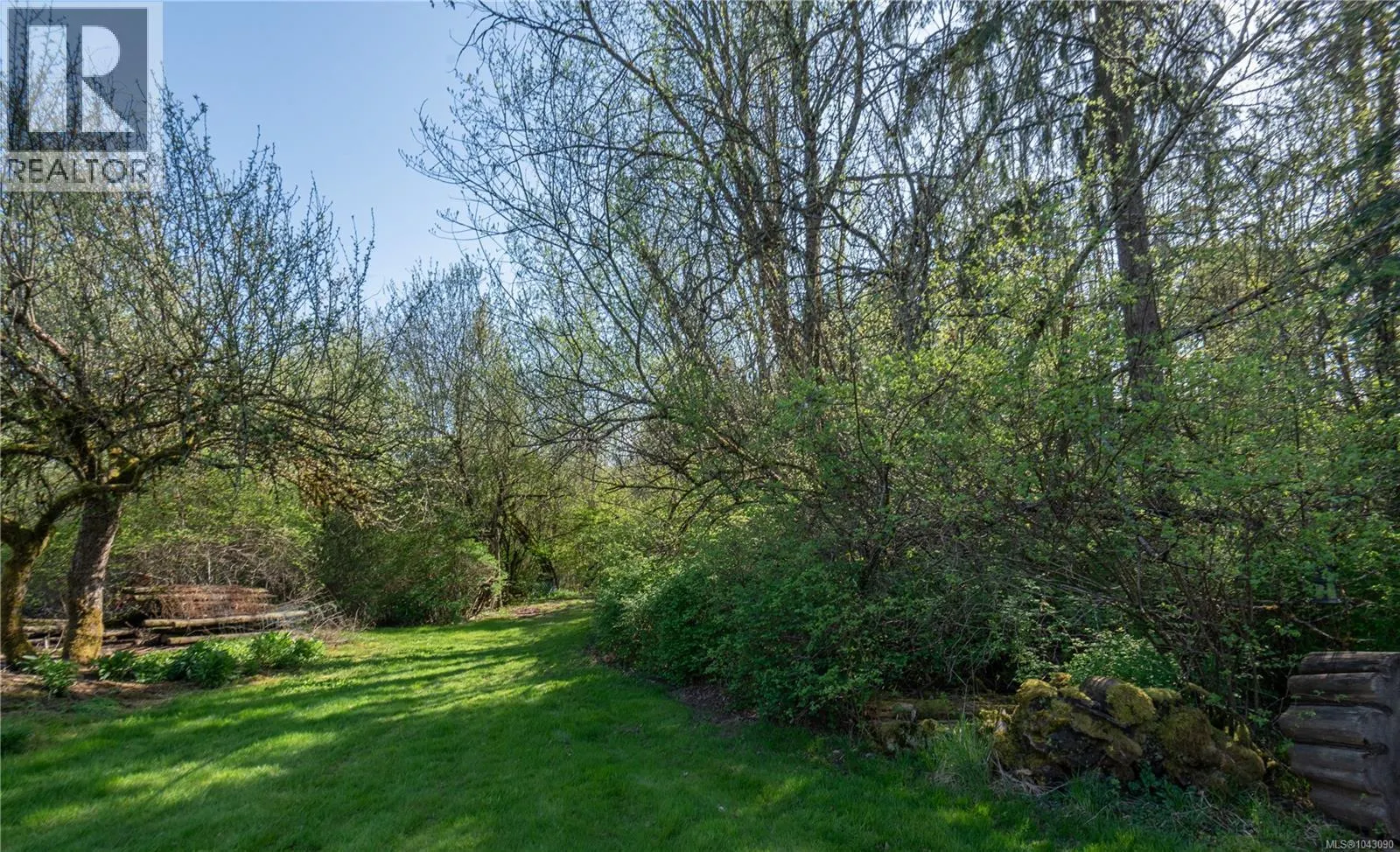 3468 Cowichan Lake Rd