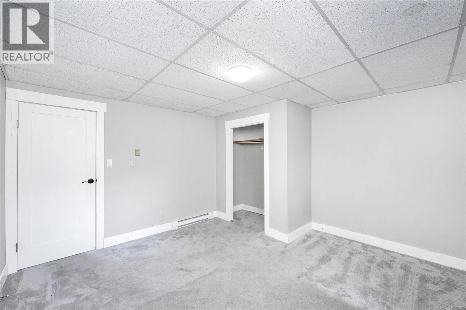 1488 Kingsview Rd