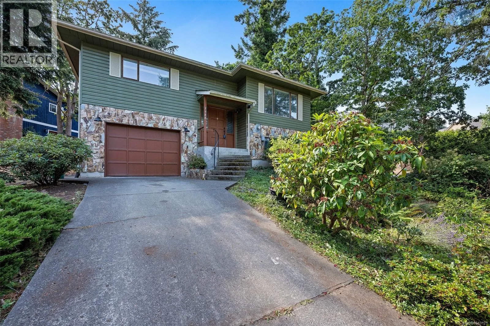 1488 Kingsview Rd