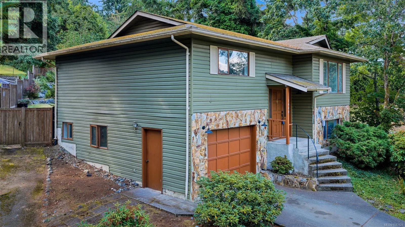 1488 Kingsview Rd