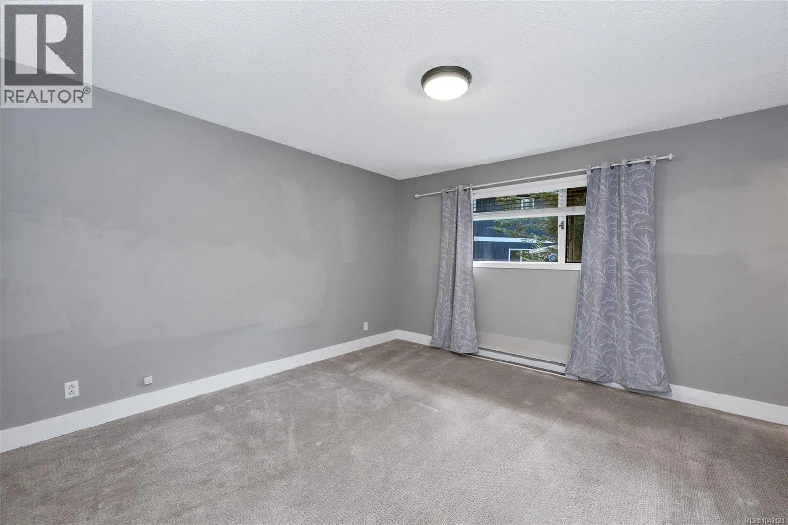 1488 Kingsview Rd