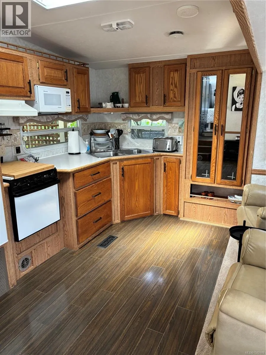 G8 2650 Turnbull Rd