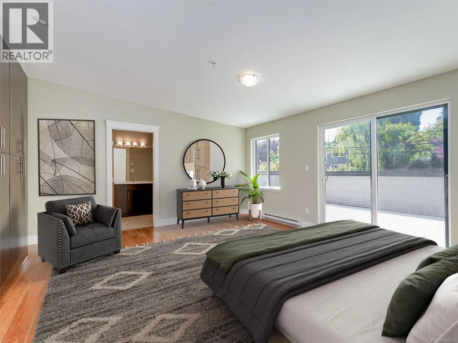 302 6981 East Saanich Rd