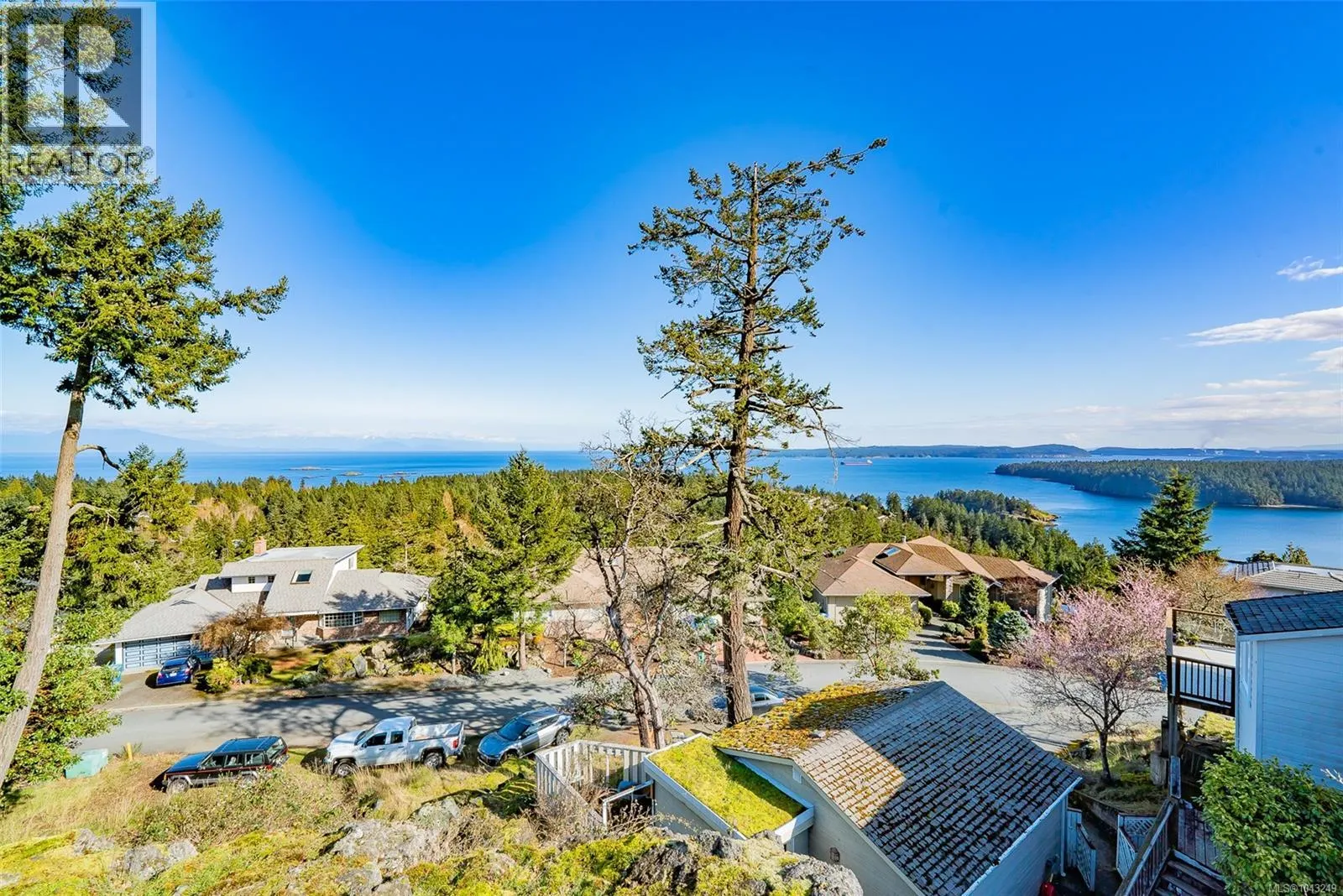 161 Canterbury Cres