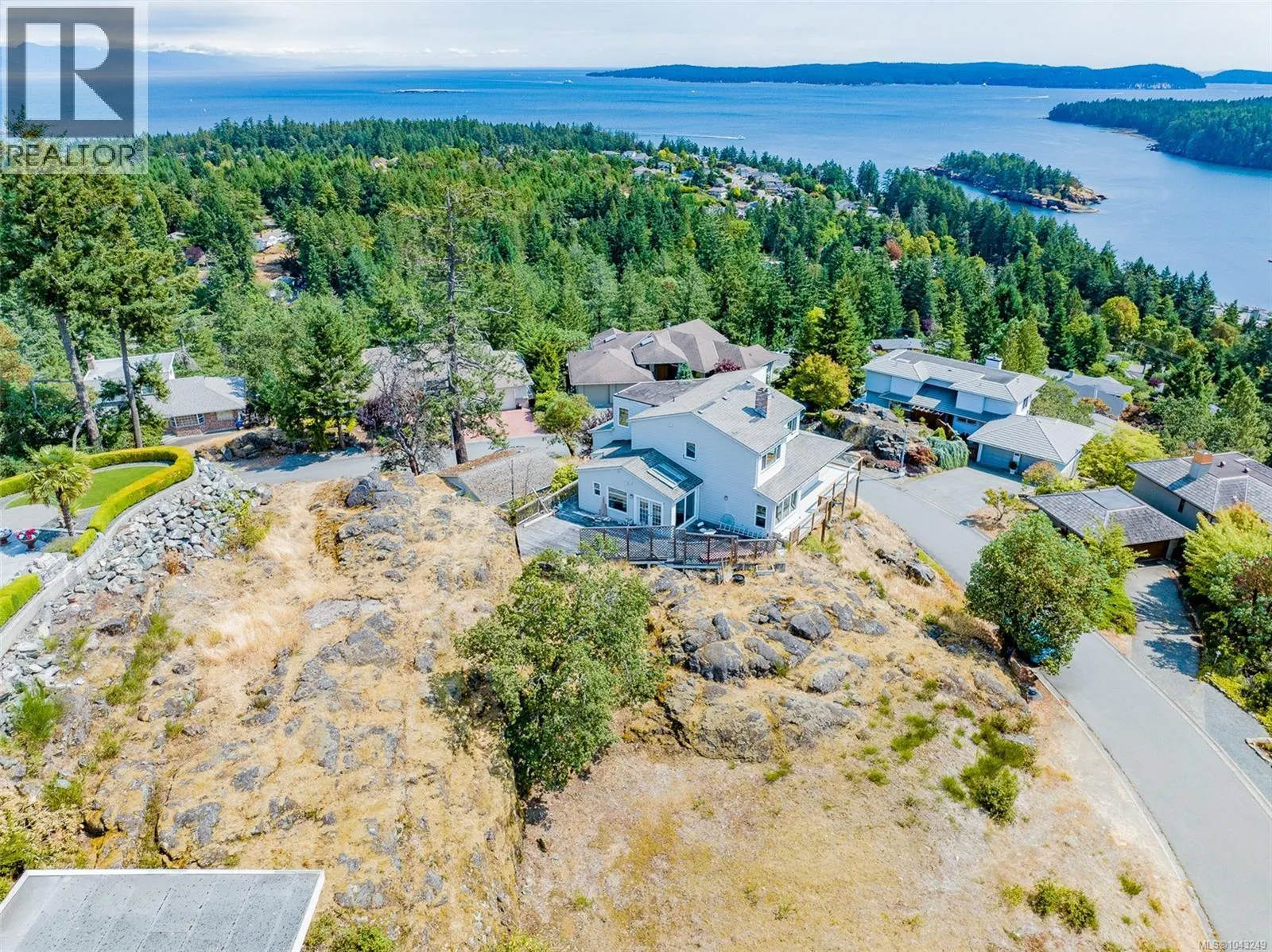 161 Canterbury Cres