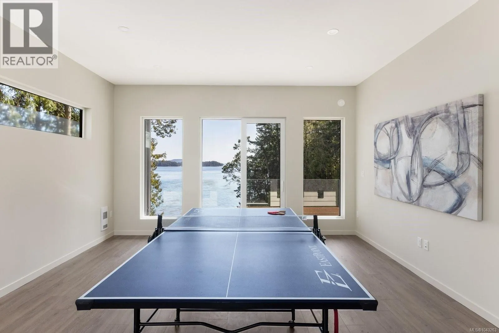 1677 Lands End Rd