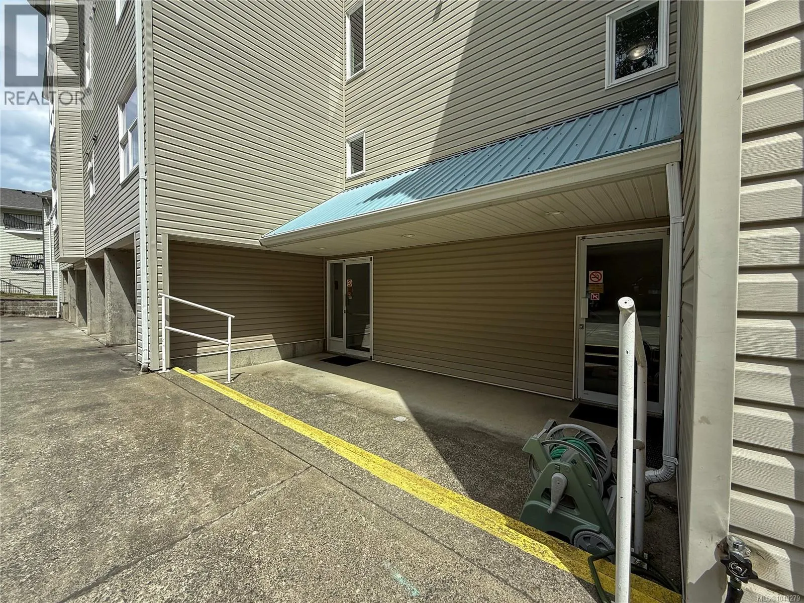 104a 650 Island Hwy S