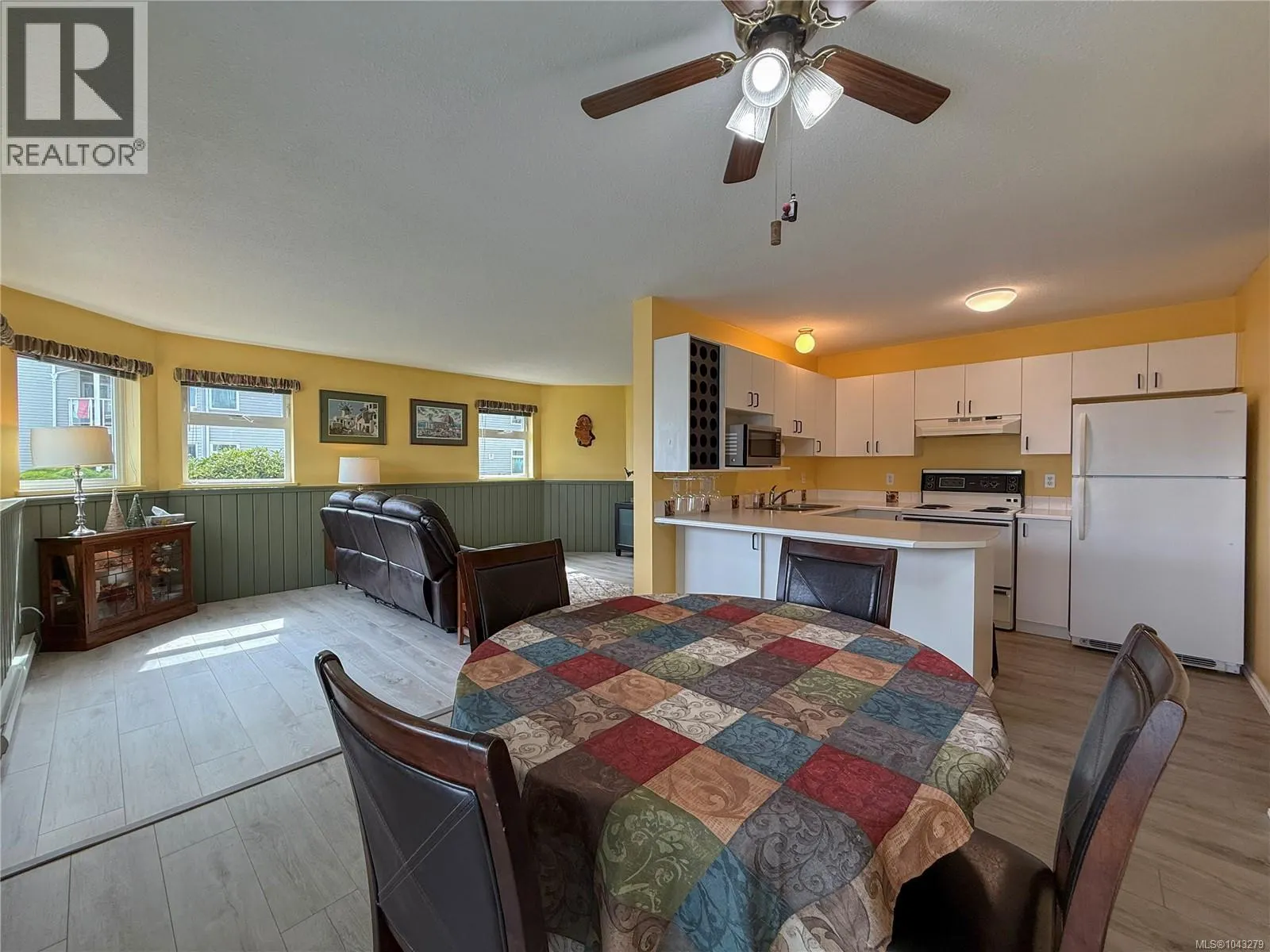 104a 650 Island Hwy S