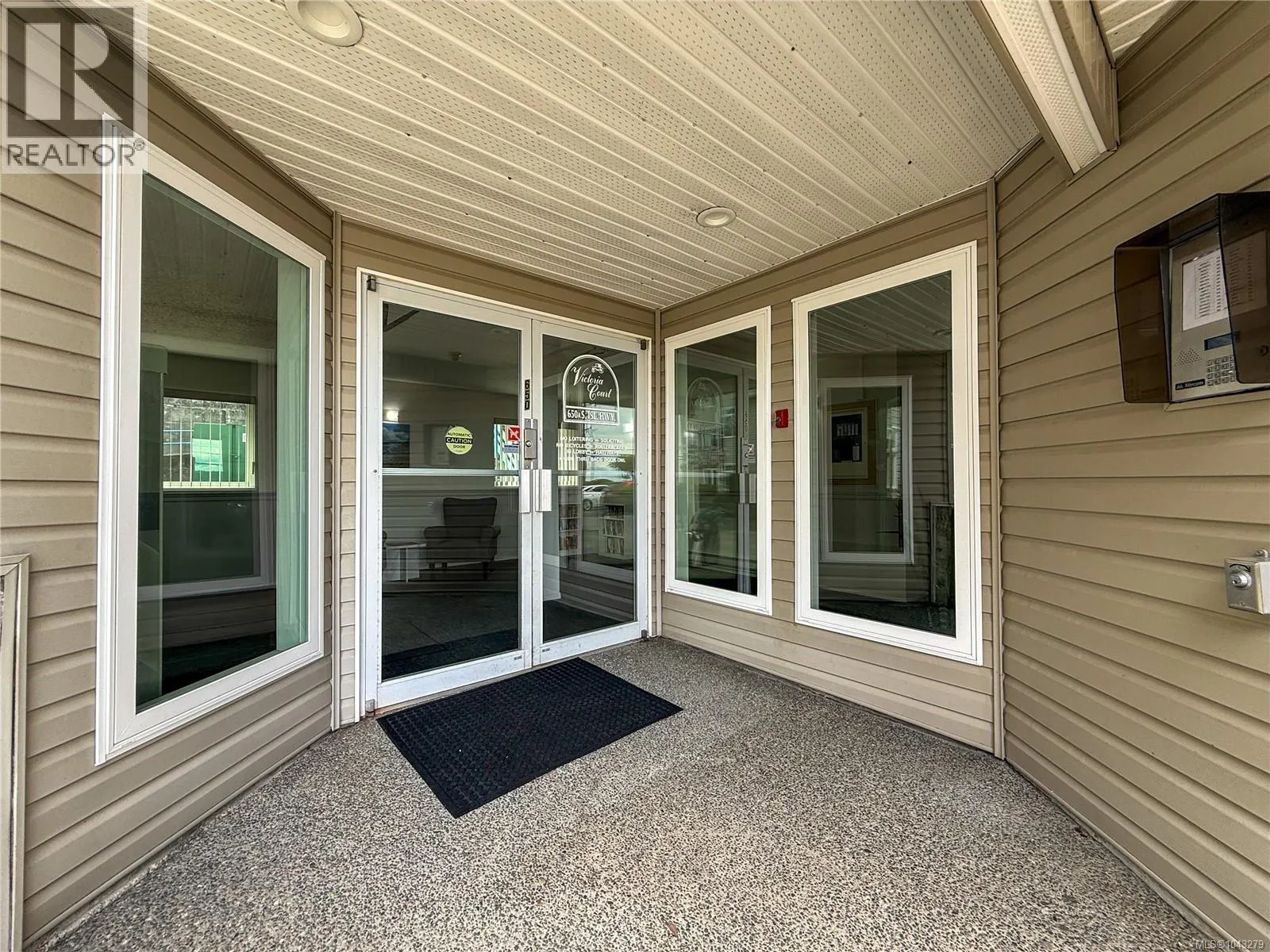 104a 650 Island Hwy S