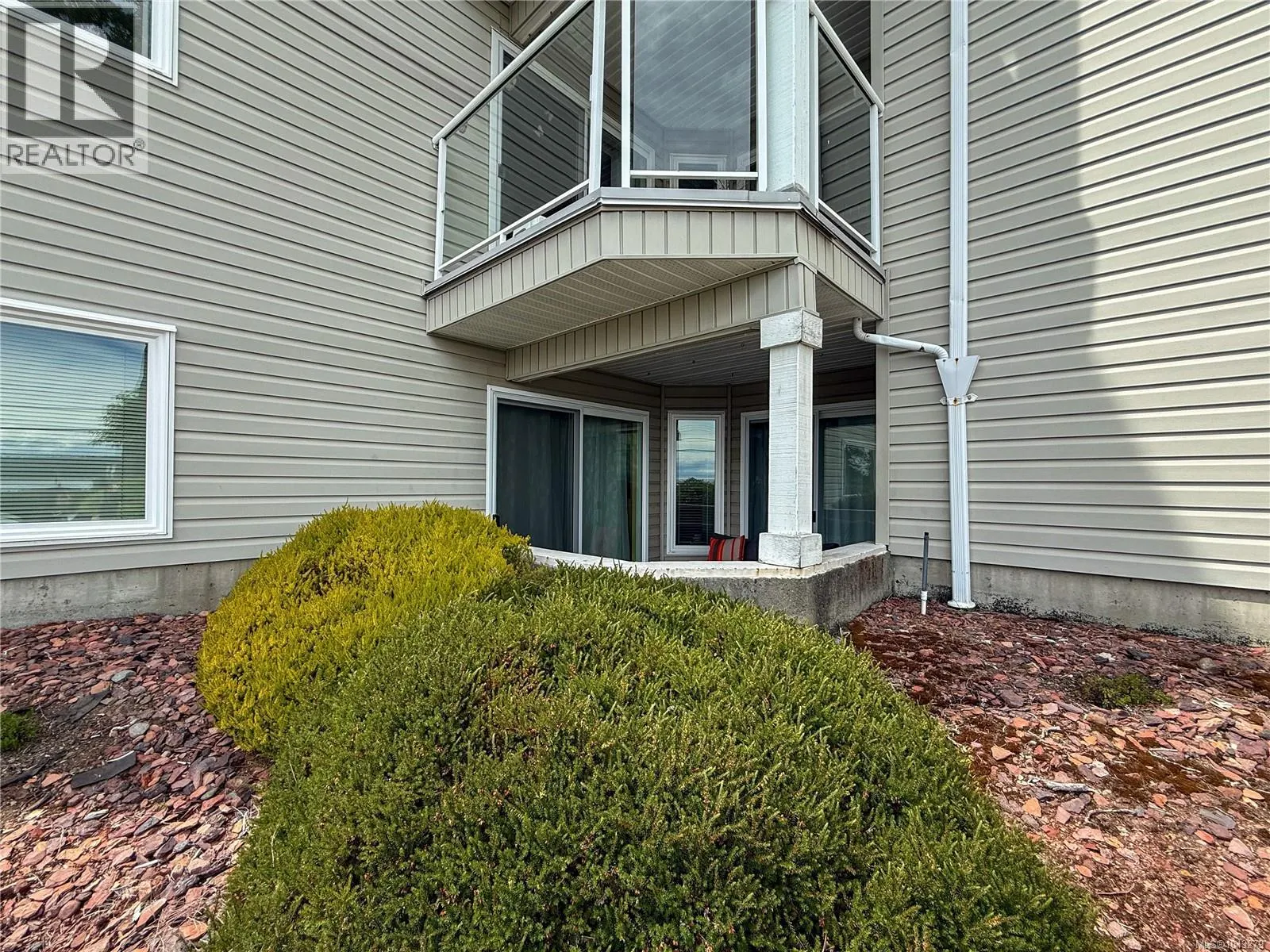 104a 650 Island Hwy S