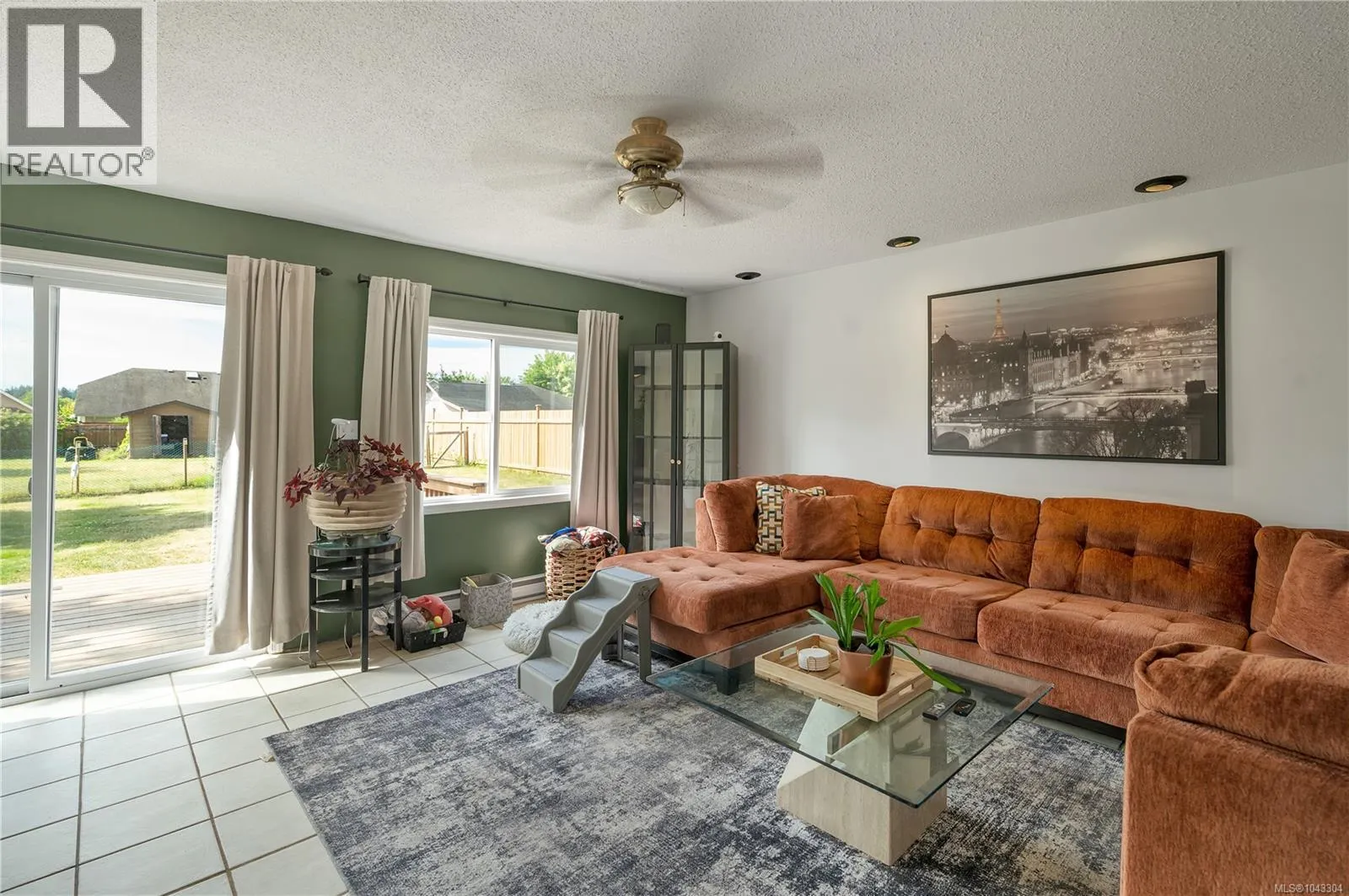 221 Hilchey Rd