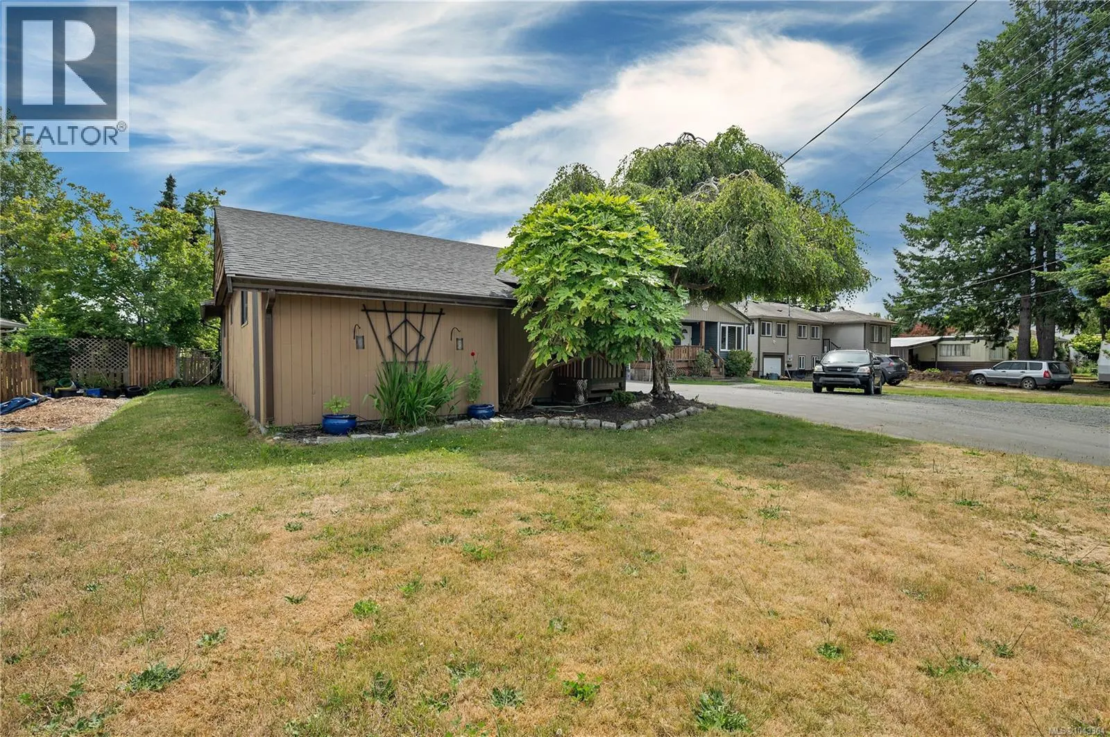 221 Hilchey Rd