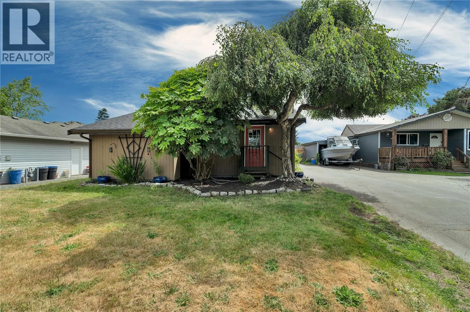 221 Hilchey Rd