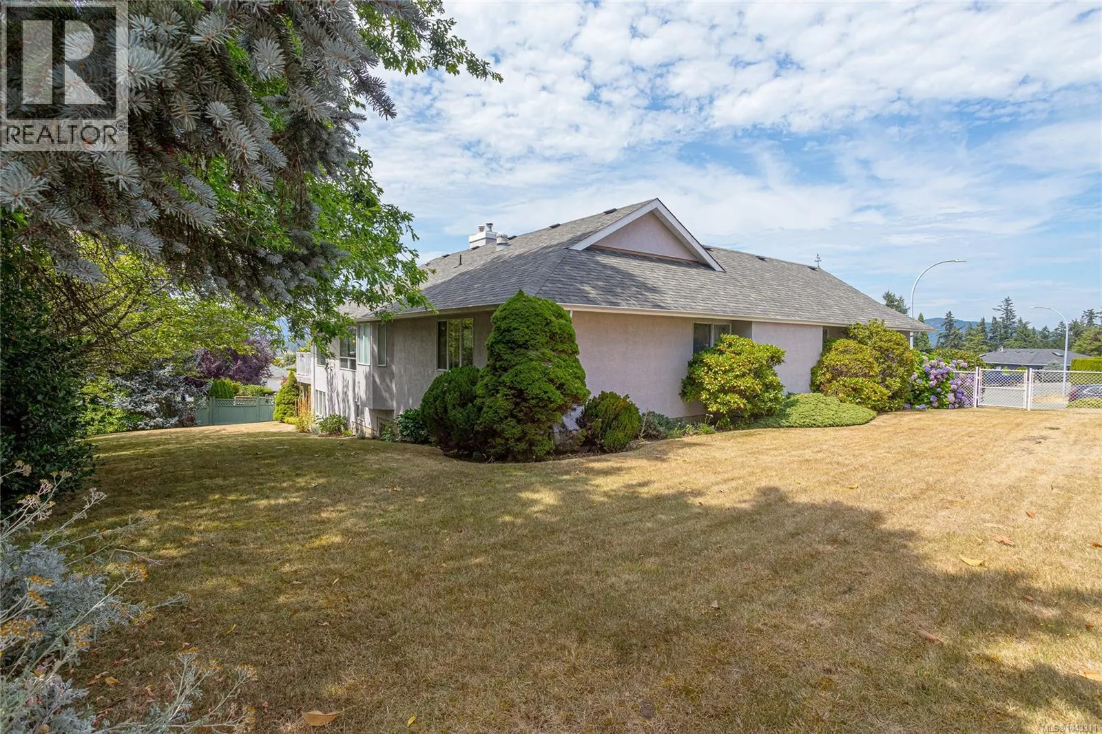 6113 Denali Dr