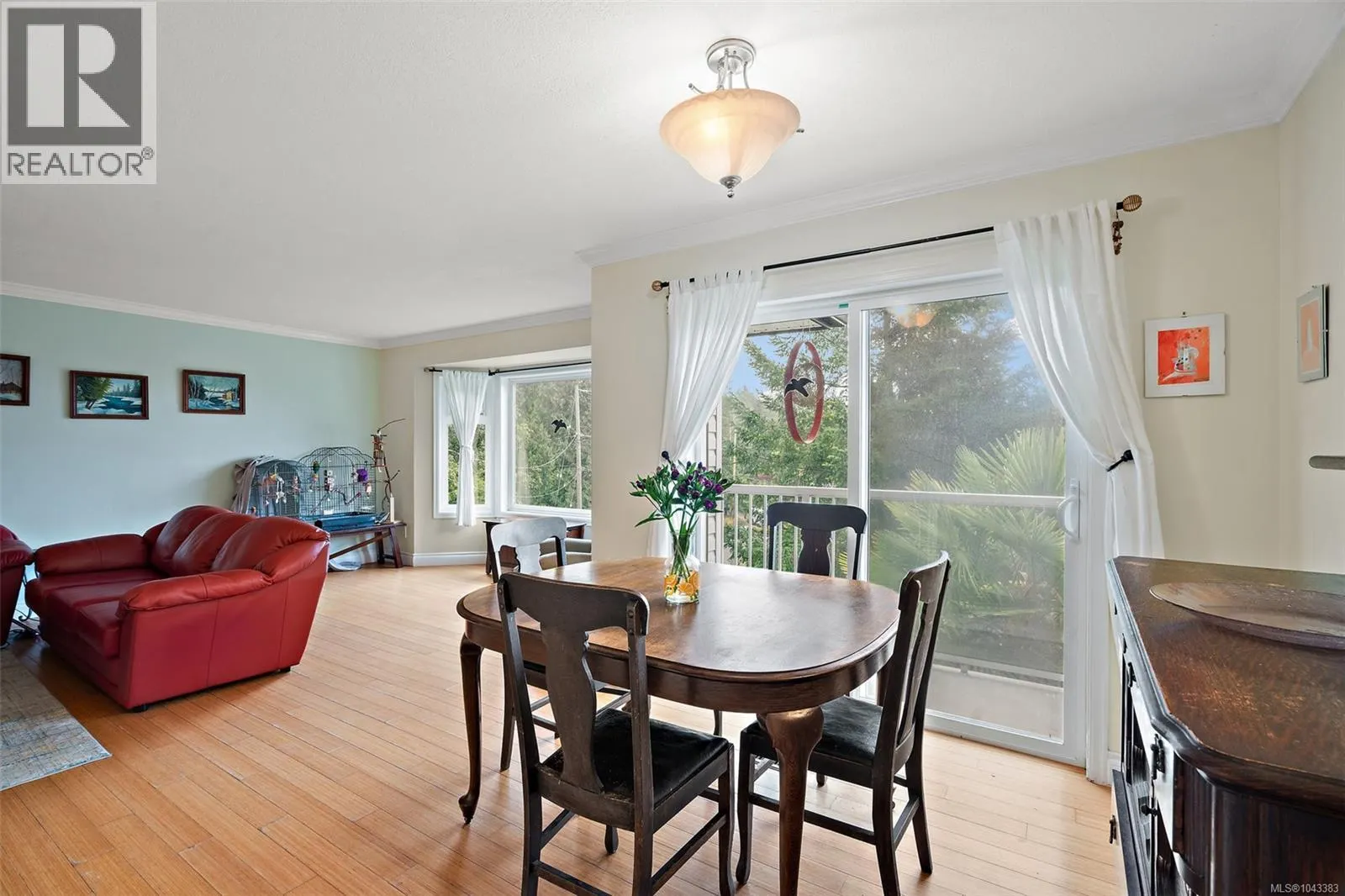 2197 Henlyn Dr