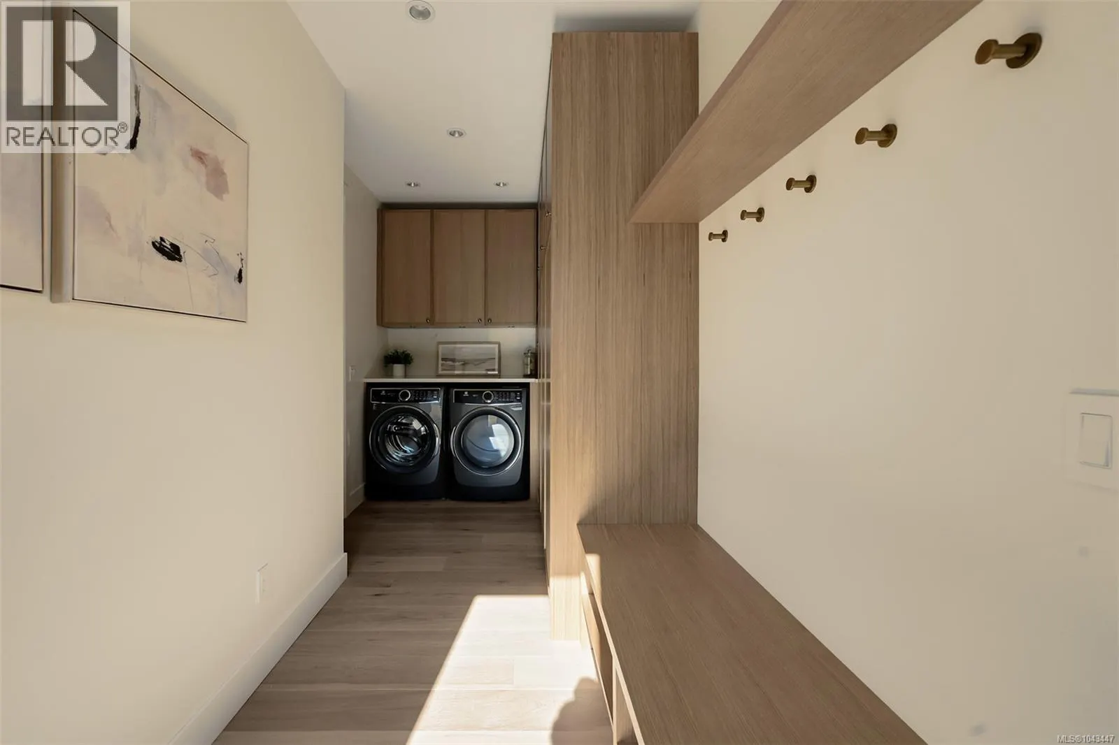 1 3080 Oakdowne Rd
