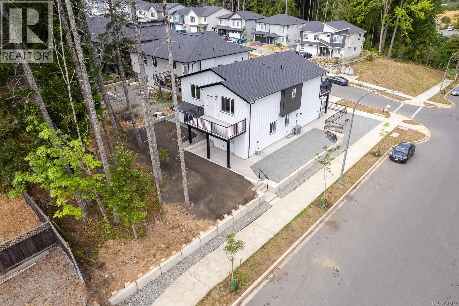 351 Avaani Way