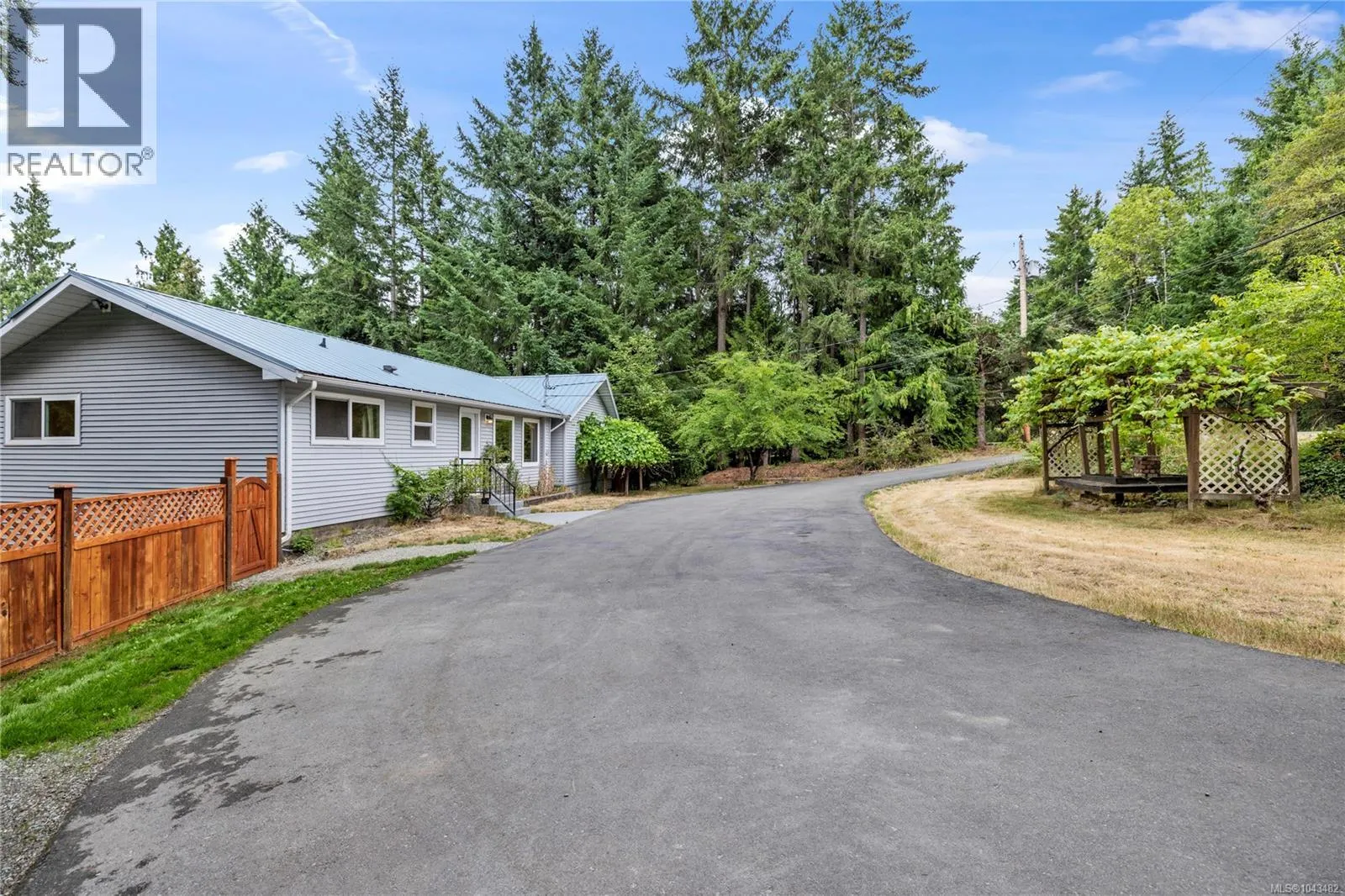 3115 Rinvold Rd
