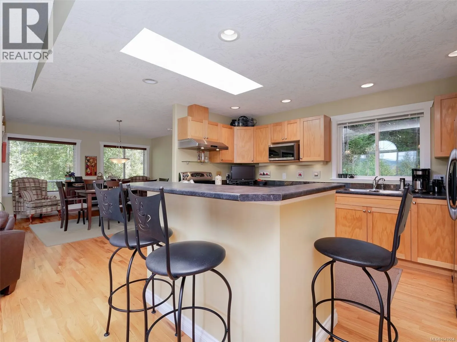 1420 Elan Pl