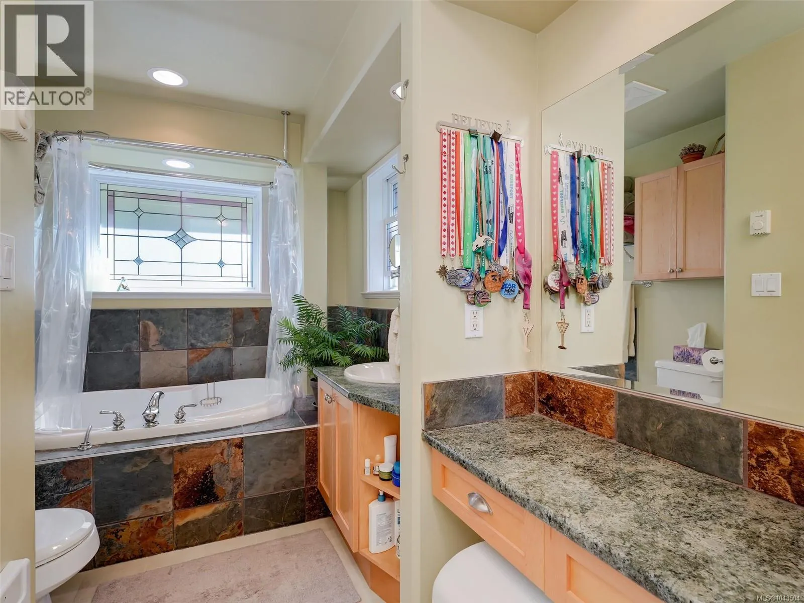 1420 Elan Pl