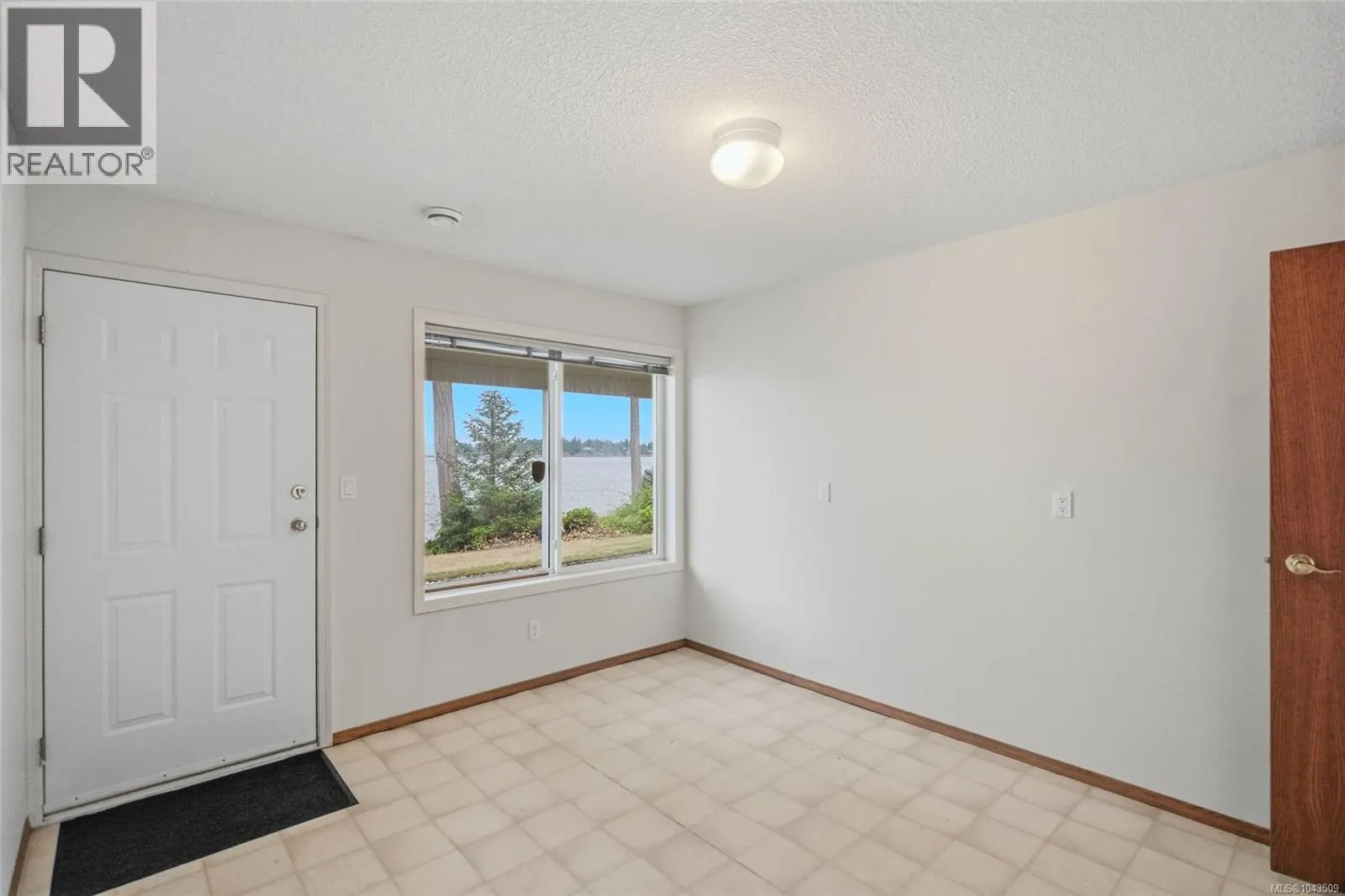 1432 Madrona Dr