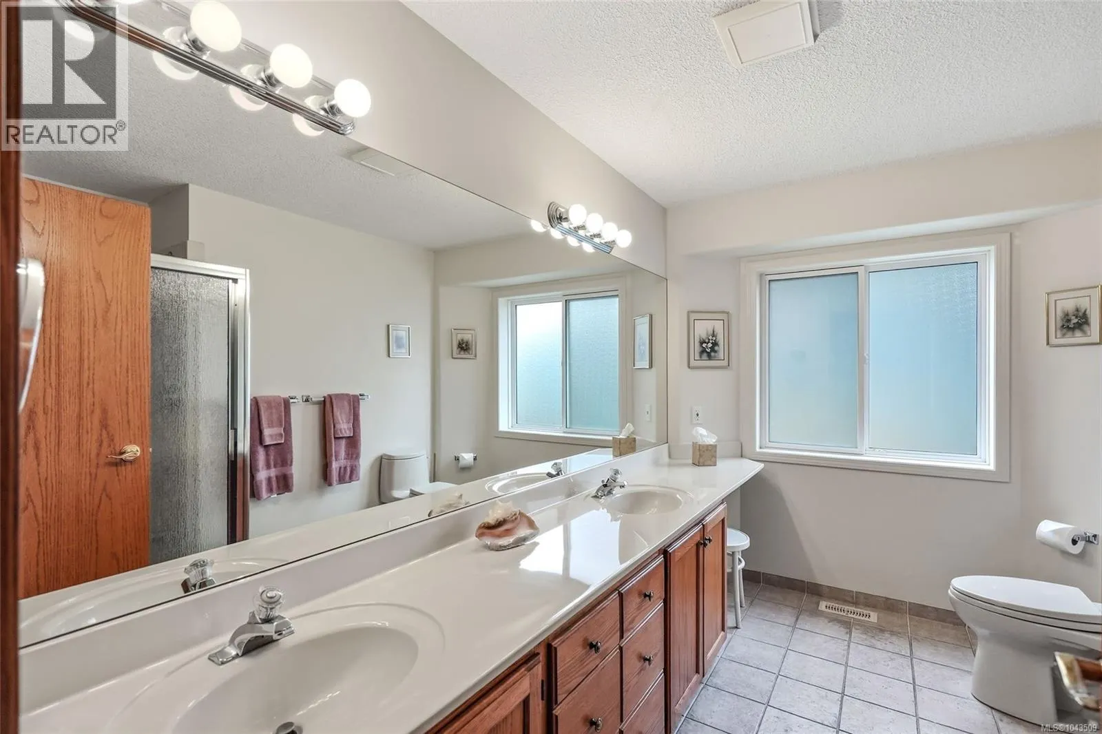 1432 Madrona Dr