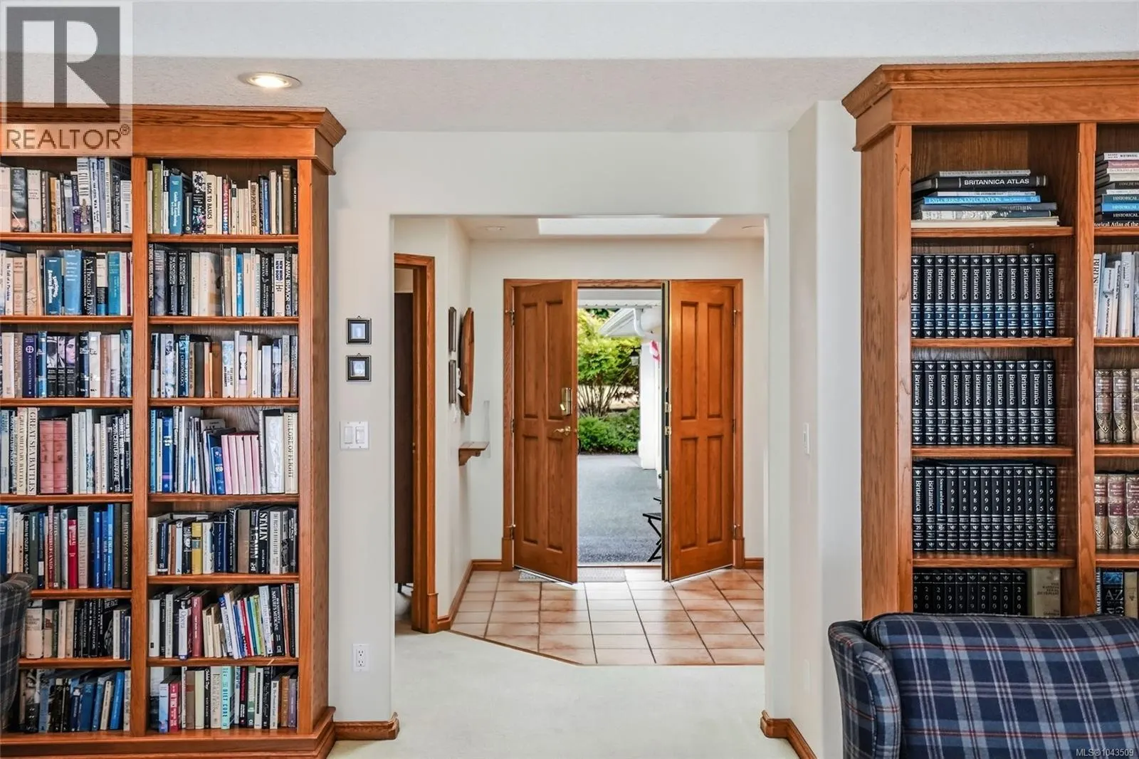 1432 Madrona Dr