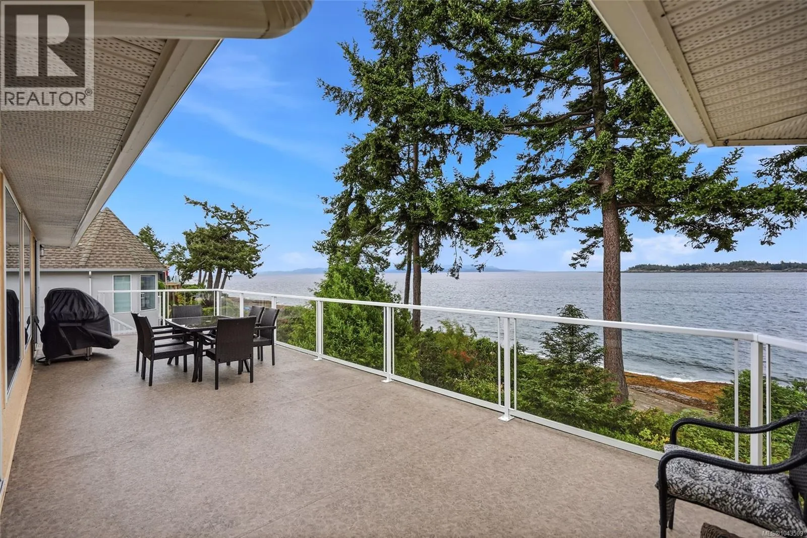 1432 Madrona Dr