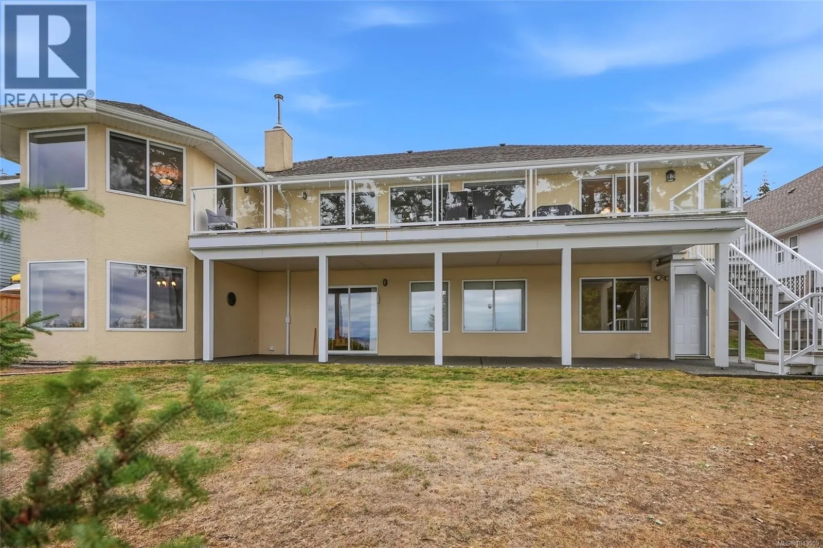 1432 Madrona Dr