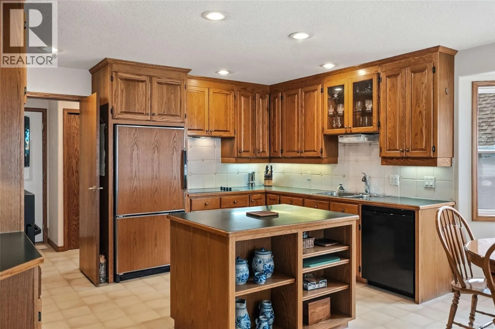 1432 Madrona Dr