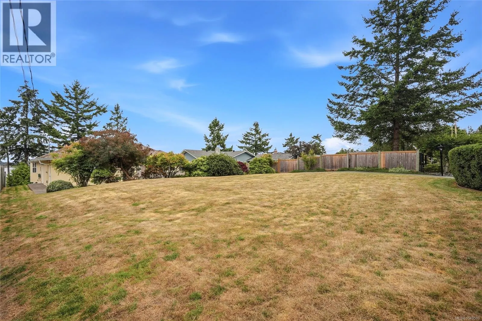 1432 Madrona Dr