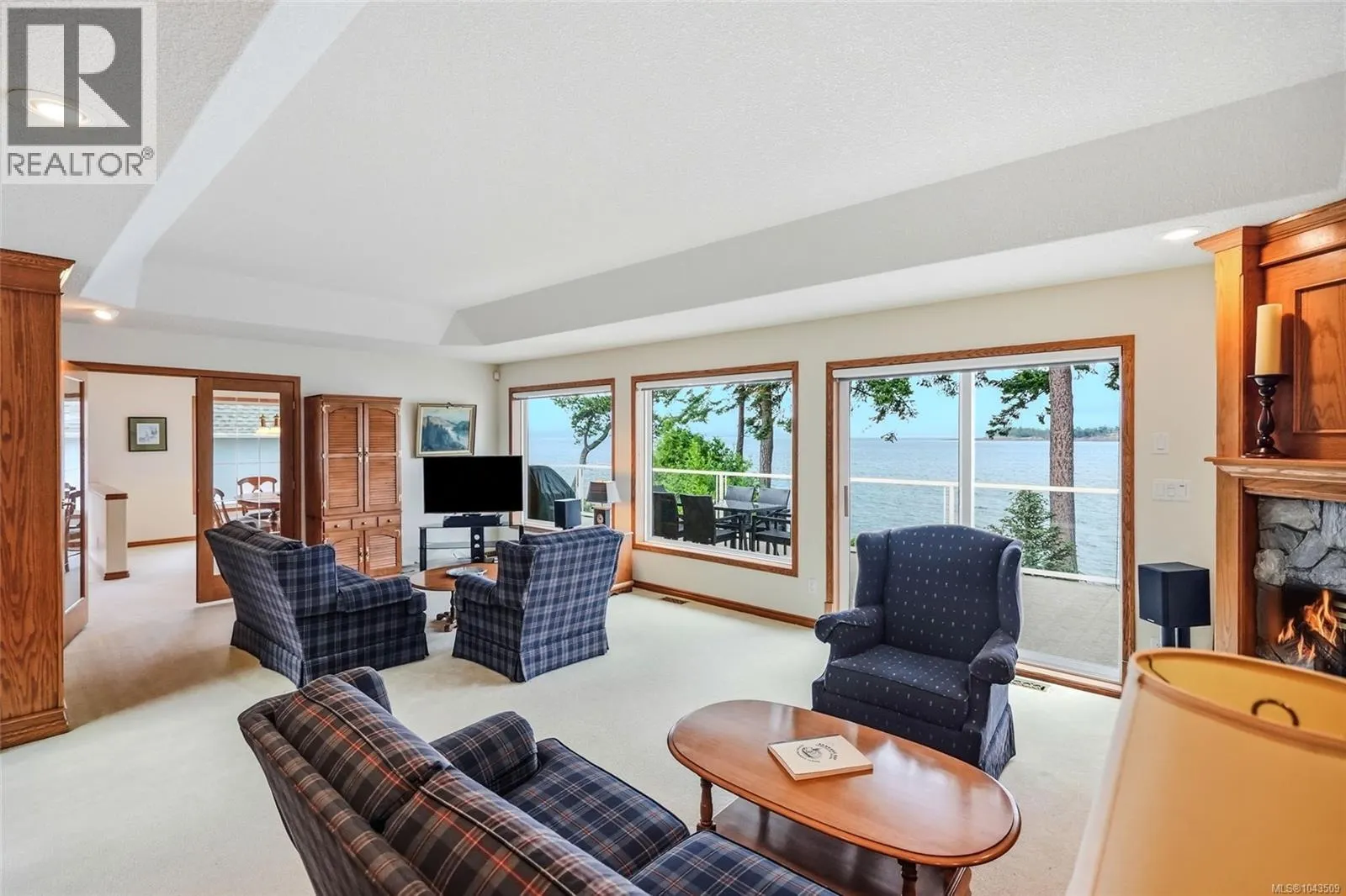 1432 Madrona Dr