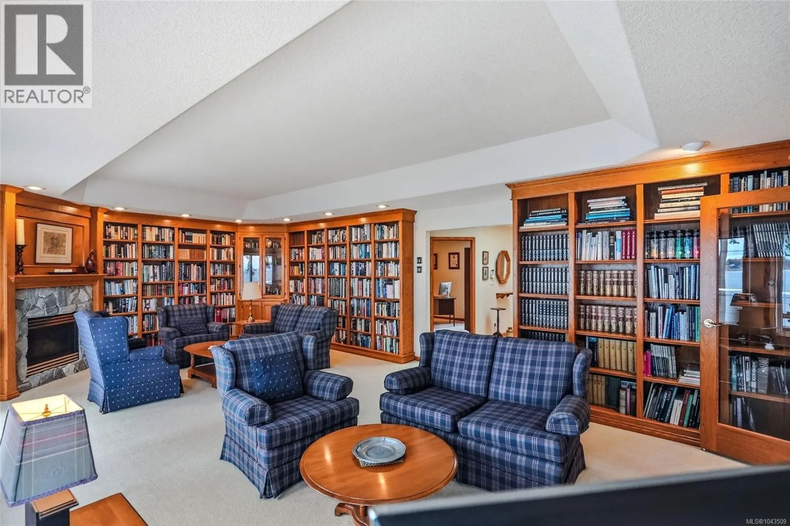1432 Madrona Dr