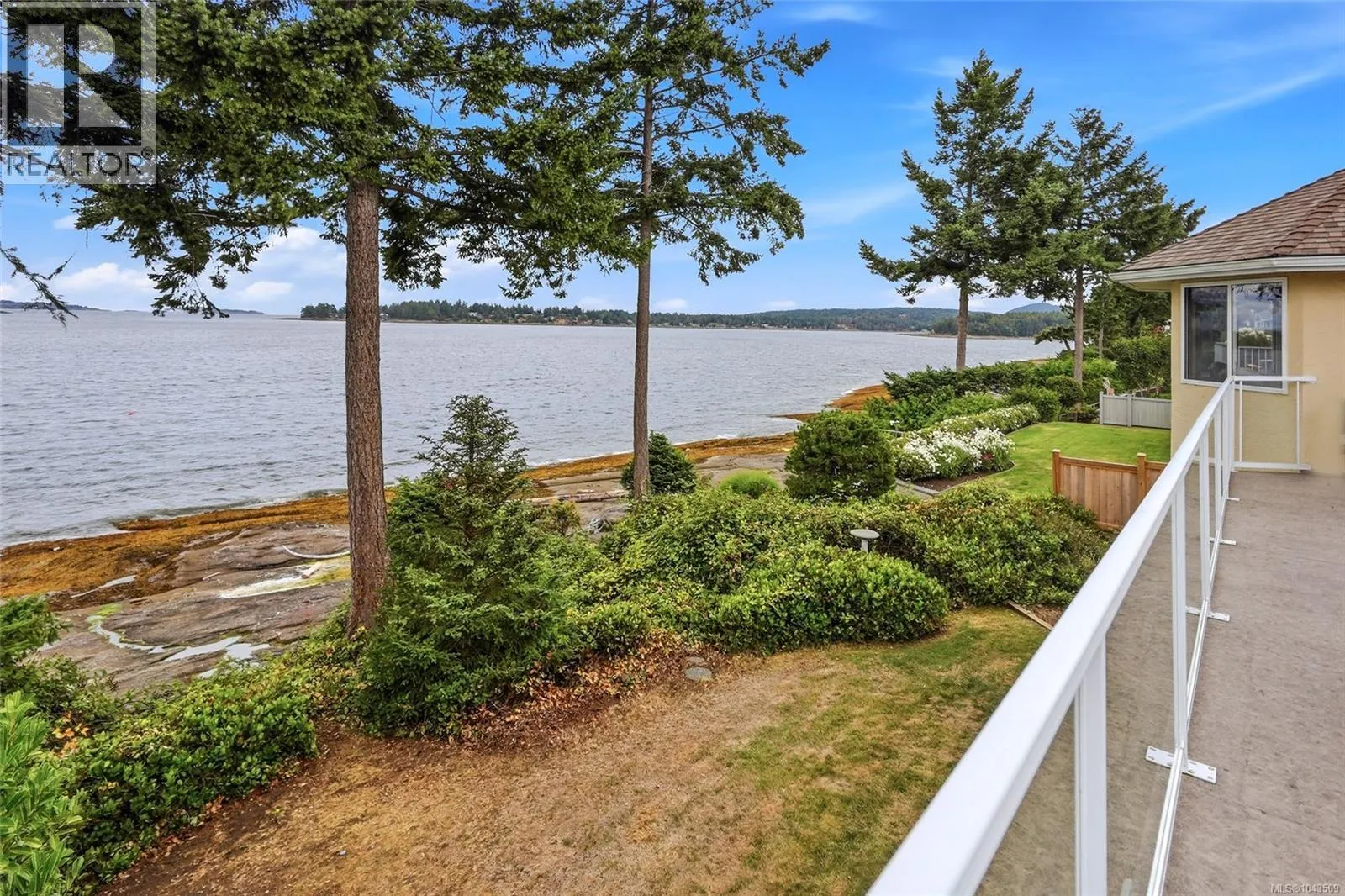 1432 Madrona Dr