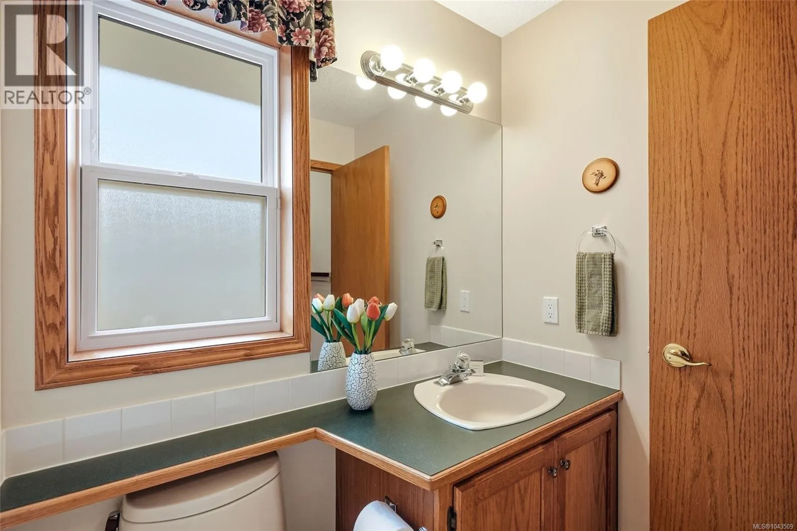 1432 Madrona Dr