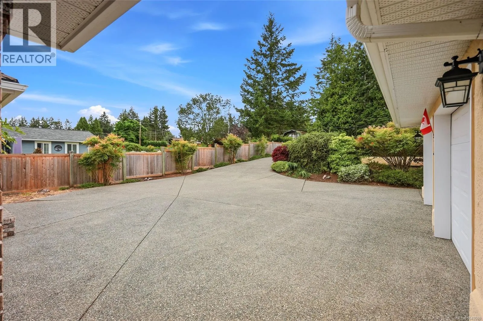 1432 Madrona Dr