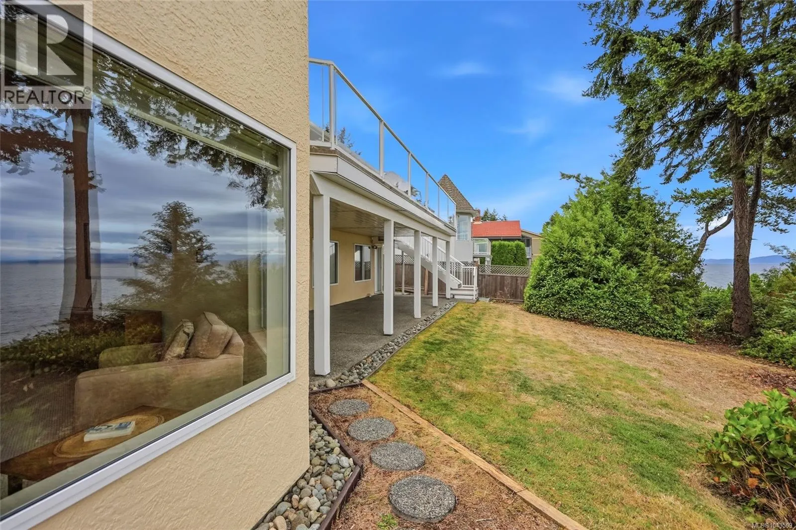 1432 Madrona Dr