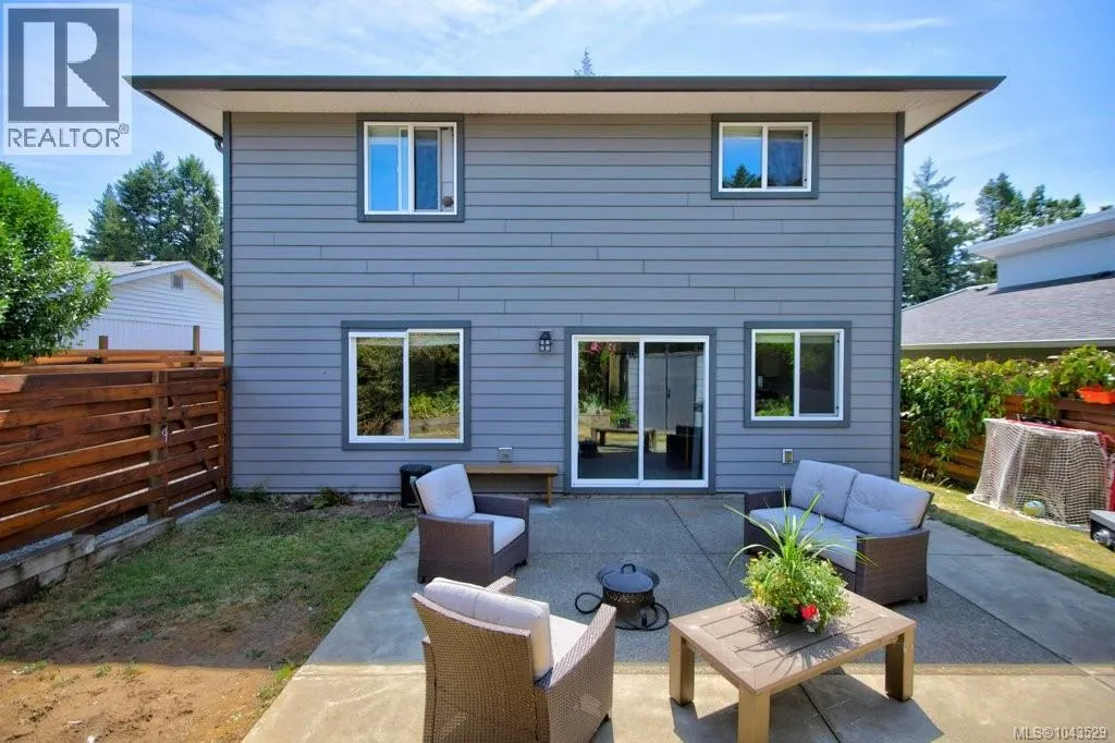 2270 McKenzie Ave