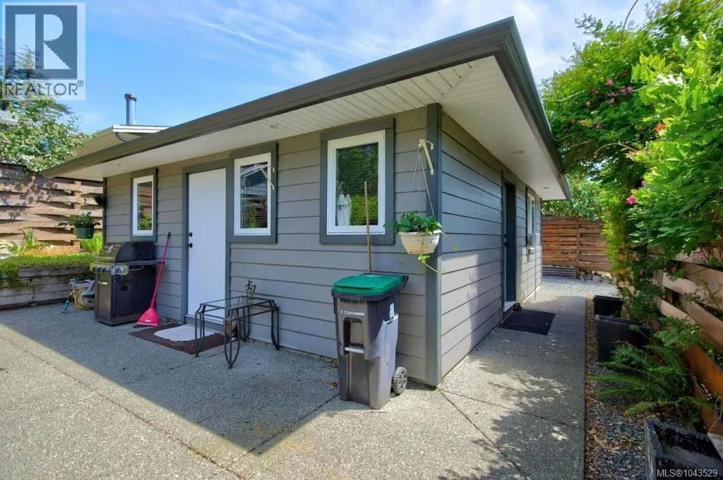 2270 McKenzie Ave