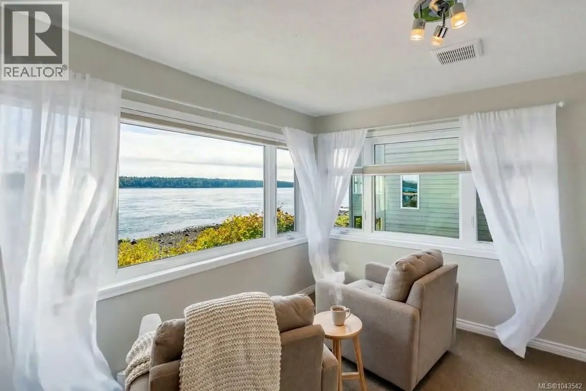 2 553 Island Hwy
