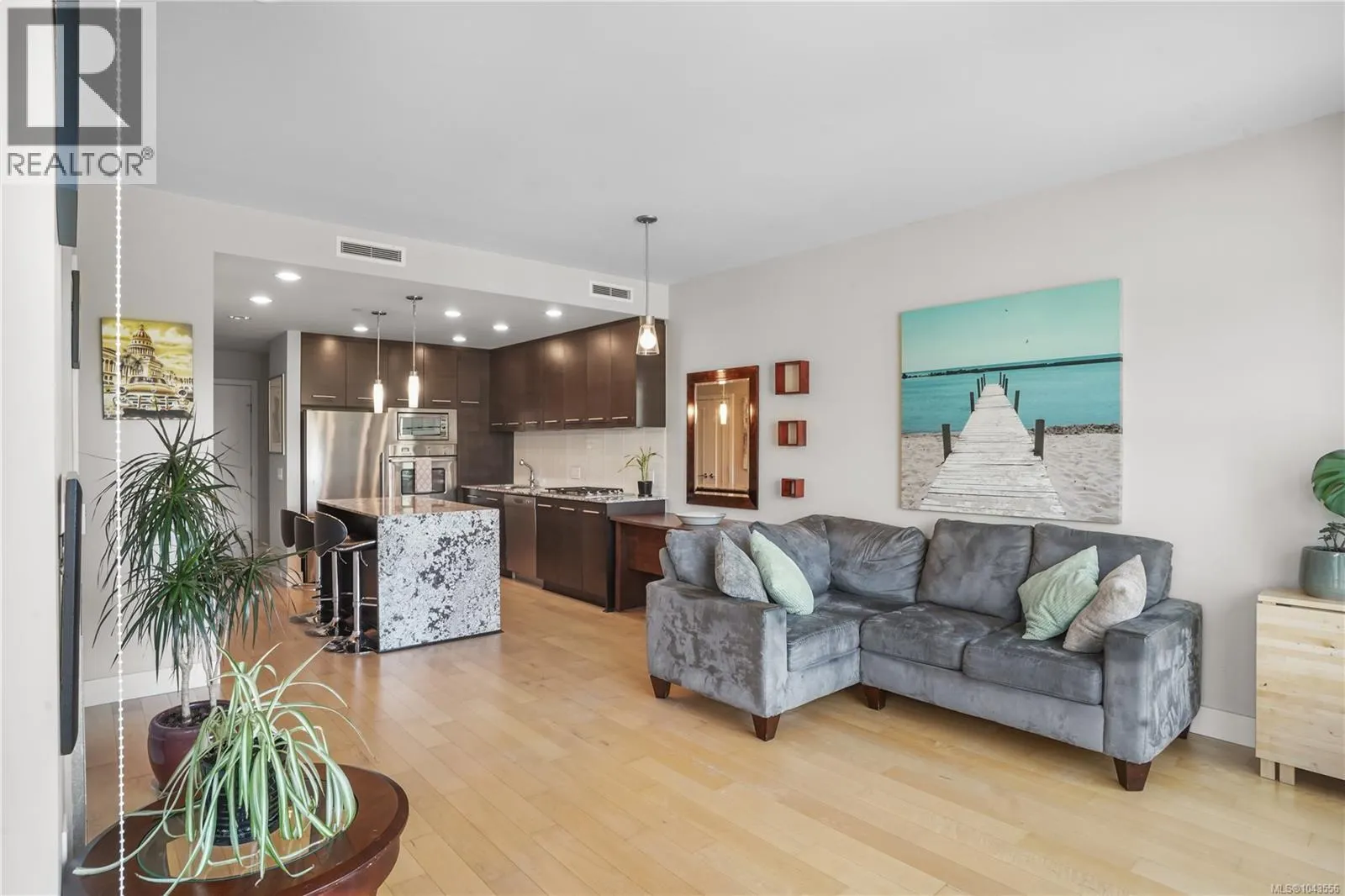 405 3223 Selleck Way